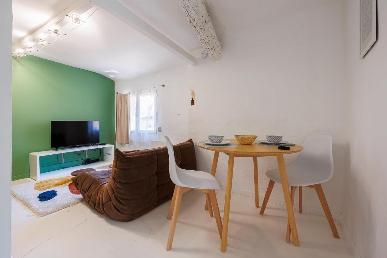 L'Aixquis - T2, Vieille Ville Aix-en-Provence Eksteriør billede